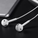 100% Original Apple wired HeadPhones for iPhones 6, 7 8 11 headsets