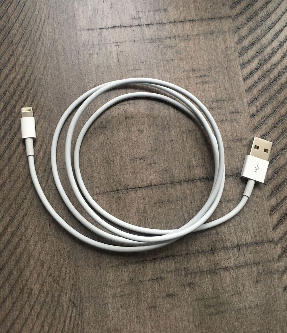 Apple iPhone Lightning to USB Cable (1m)